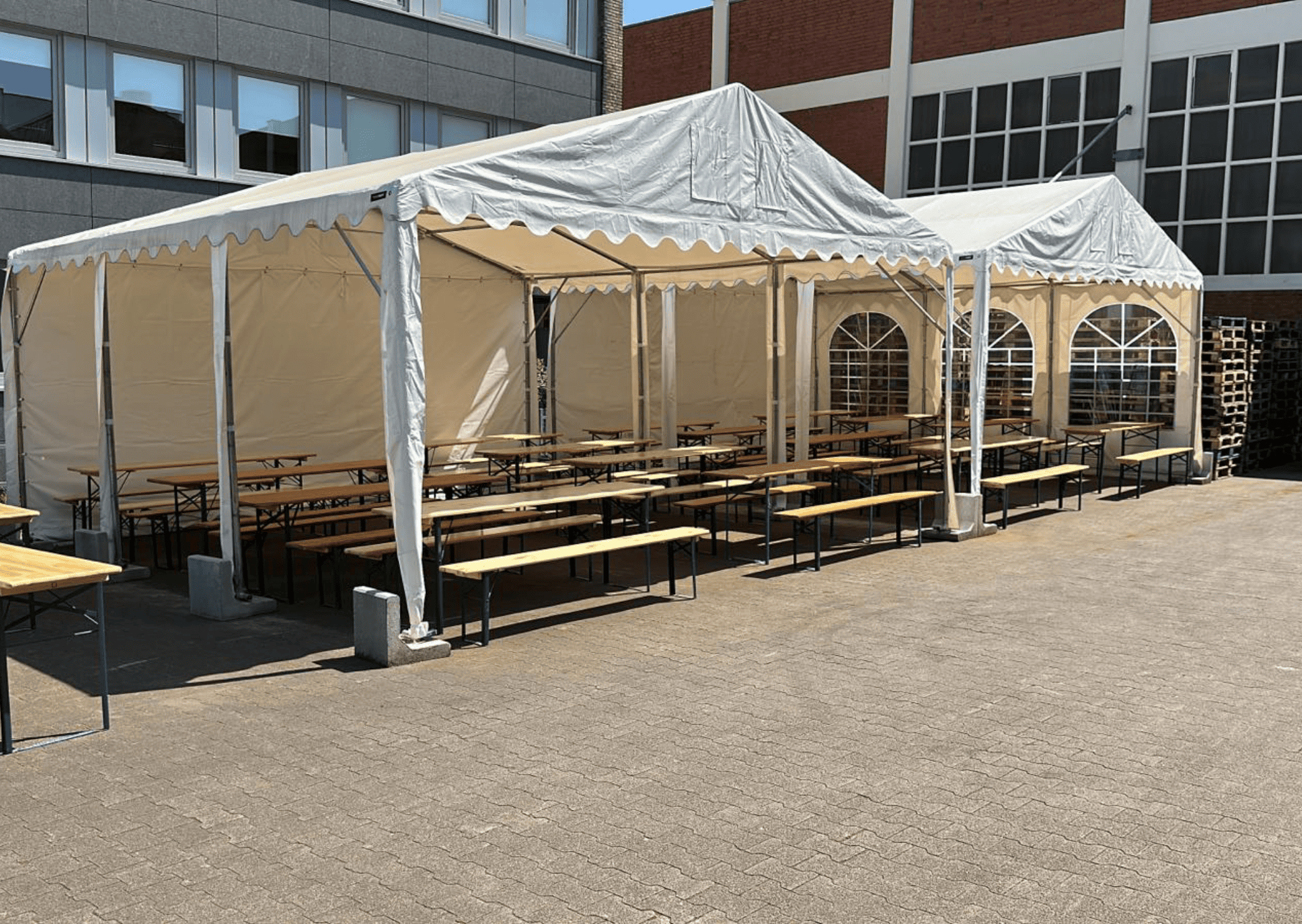 Bierzeltgarnitur (1xTisch 220x50cm & 2xBänke 220x25cm) – Bild 2